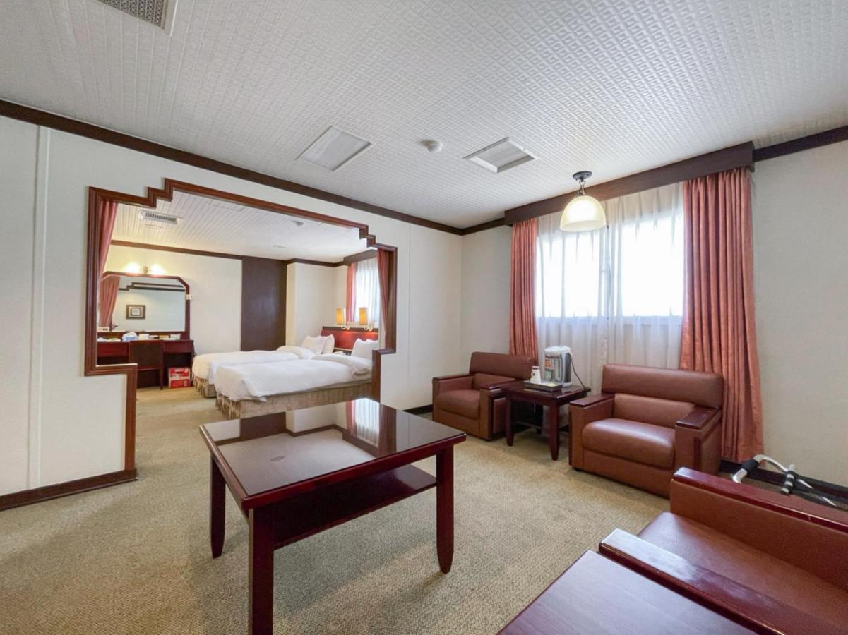 Guide Hotel Changhua Jhongjheng Dış mekan fotoğraf